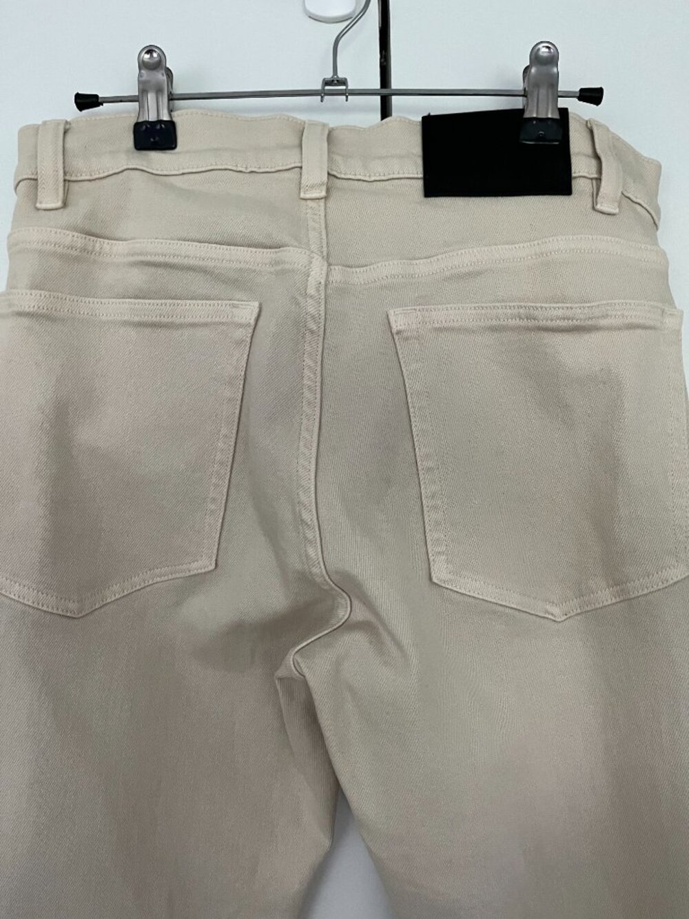 $195 Theory Mens Slim Demin Jeans 28 in 'Sand' light beige NWT - Picture 10 of 16